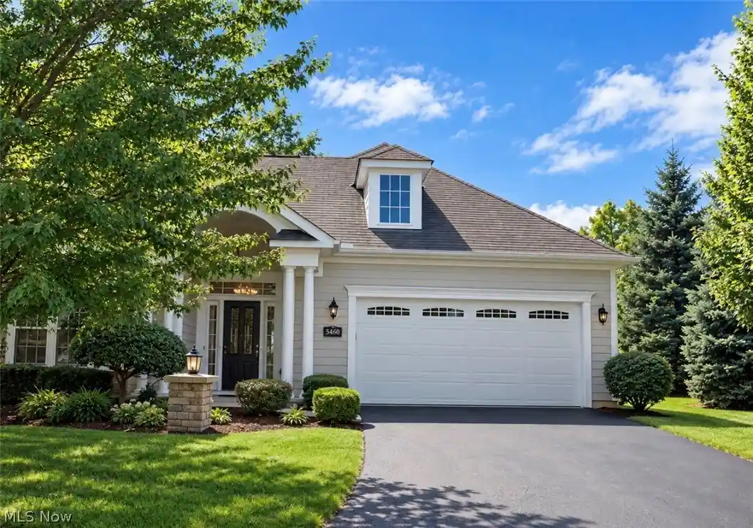 Listing Photo 1 - Condo for sale in 5489 Welbourne Pl located at 5489 Welbourne Pl, New Albany, OH 43054 - Unit 5489 Welbourne Pl