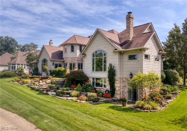 Photo 1 of Single family home for sale at 282 W Edinburgh Dr, Cleveland, OH 44143 | MLS# 5247233 | Listing updated on 2026-10-06