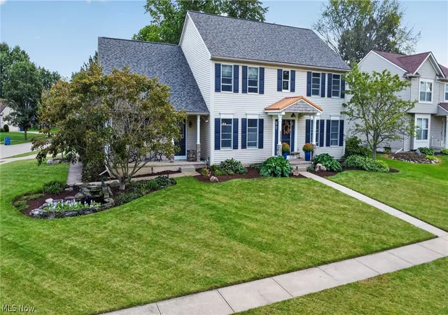 Photo 3 of Single family home for sale at 1008 Coopers Run, Amherst, OH 44001 | MLS# 5247525 | Listing updated on 2026-10-01
