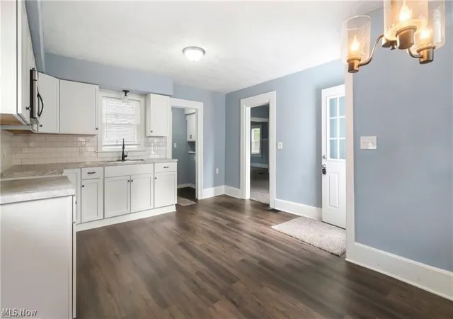 Photo 3 of Single family home for sale at 865 Franklin Ave, Salem, OH 44460 | MLS# 5248046 | Listing updated on 2026-09-25