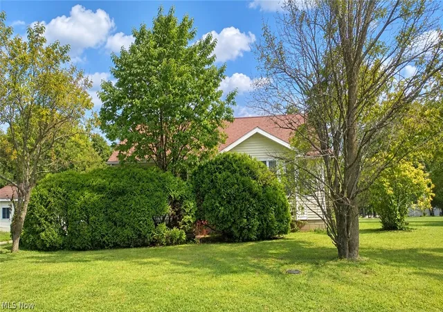 Photo 1 of Sale Pending at 648 Timothy Dr, Willard, OH 44890 | MLS# 5248045 | Listing updated on 2026-09-25