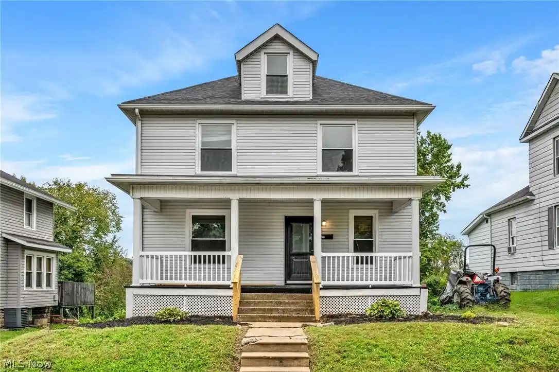 Single family home for sale at 913 Foster Ave, Cambridge, OH 43725 | MLS# 5247973