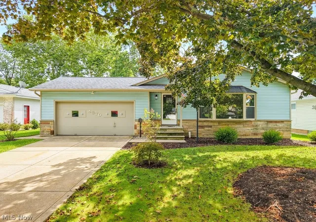 Photo 1 of Sale Pending at 4870 N Sedgewick Rd, Cleveland, OH 44124 | MLS# 5248028 | Listing updated on 2026-09-28