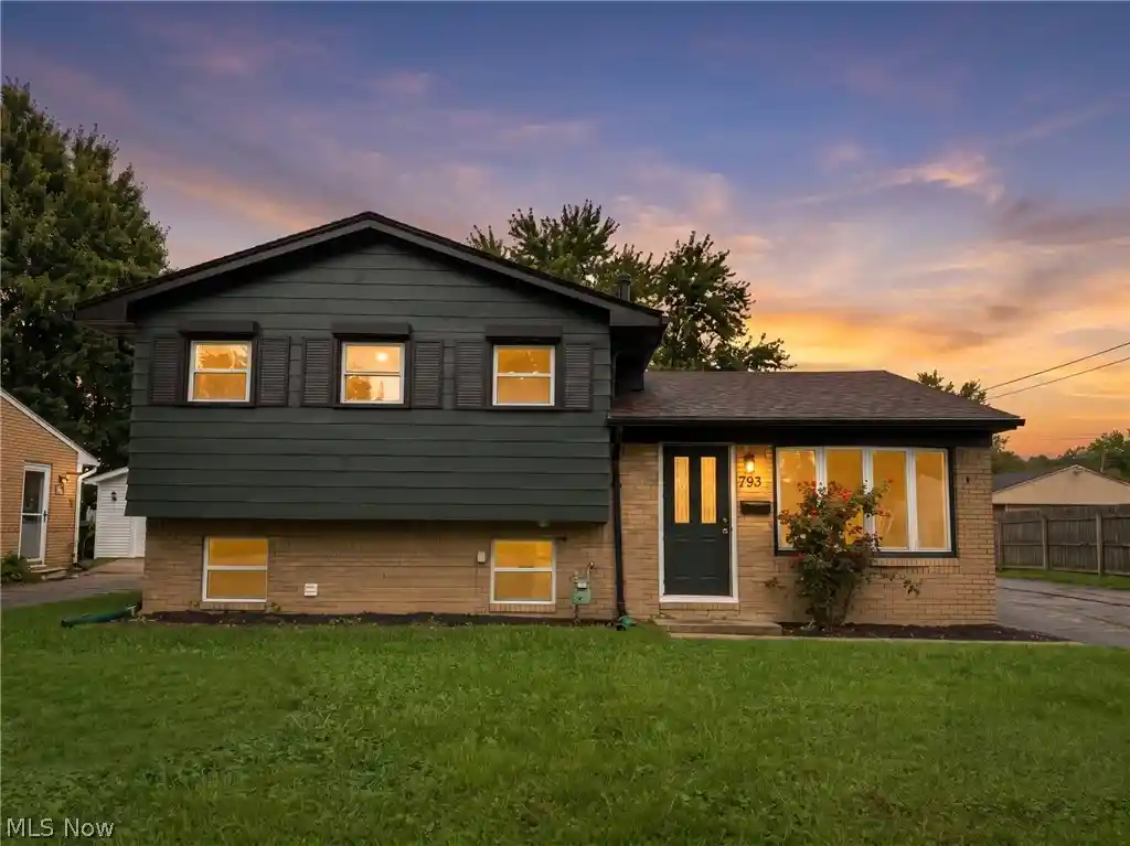 Photo 1 of Single family home for sale at 793 Georgetown Ave, Elyria, OH 44035 | MLS# 5248064 | Listing updated on 2026-10-17