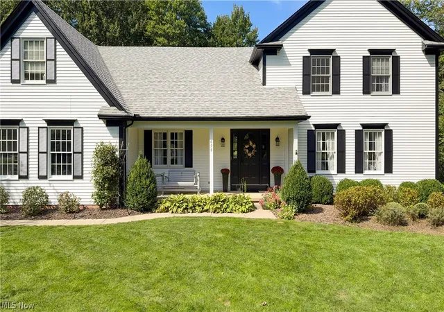Photo 1 of Sale Pending at 698 Deep Woods Dr, Aurora, OH 44202 | MLS# 5244140 | Listing updated on 2026-10-04