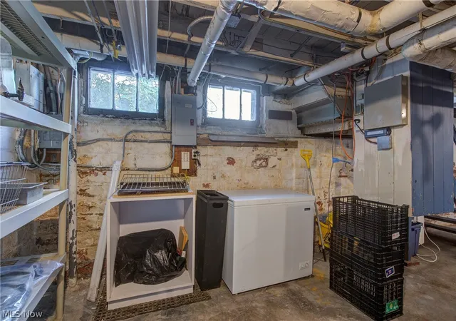 Photo 49 of Sale Pending at 3312 E Fairfax Rd, Cleveland, OH 44118 | MLS# 5248059 | Listing updated on 2026-10-11