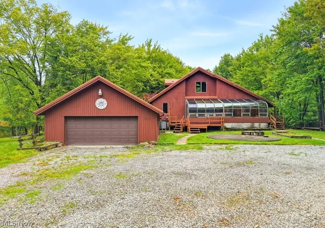 Photo 1 of Single family home for sale at 4852 Campbellsport Rd, Ravenna, OH 44266 | MLS# 5243806 | Listing updated on 2026-10-27