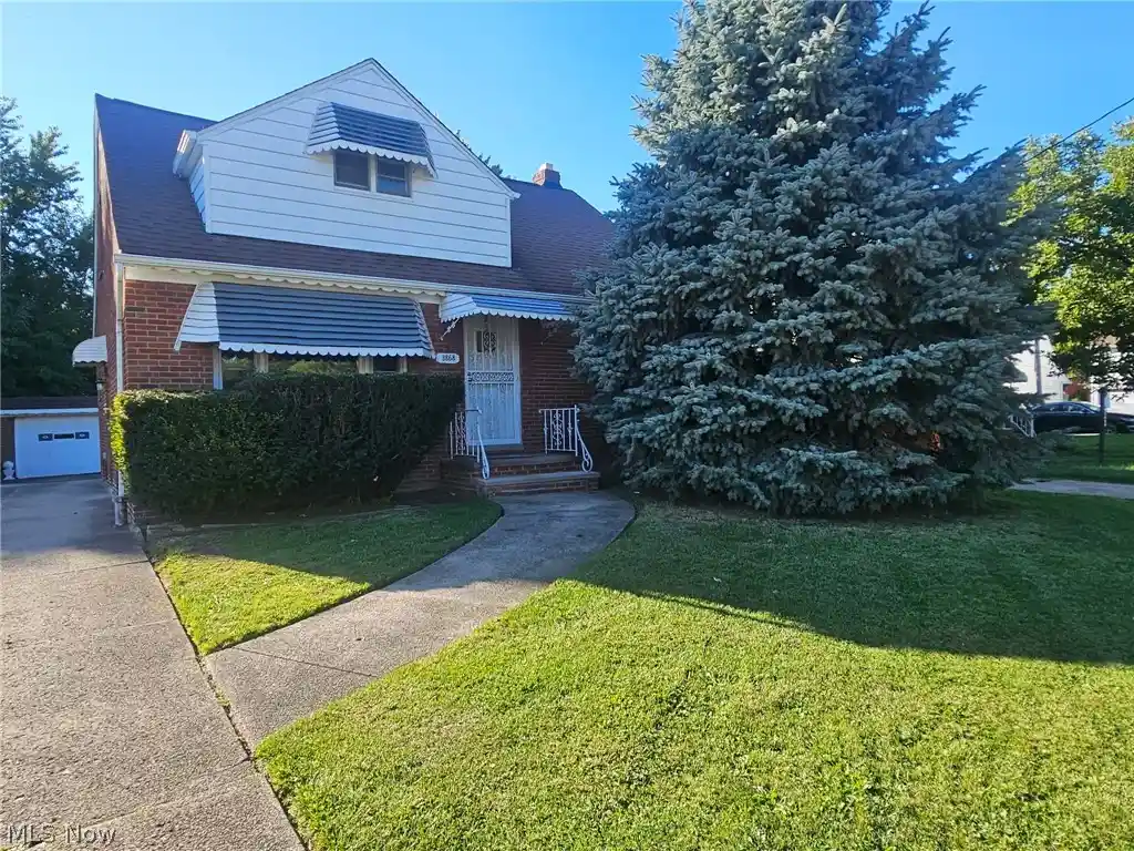 Photo 1 of Sale Pending at 3868 Warrensville Ctr Rd, Beachwood, OH 44122 | MLS# 5248205 | Listing updated on 2026-10-28
