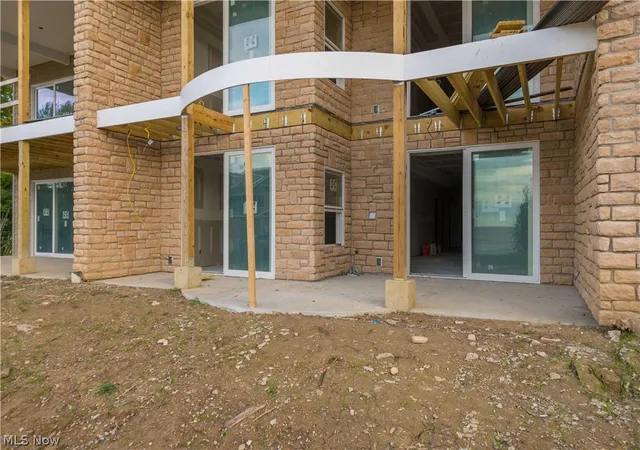 Photo 2 of Condo for sale at 2773 Whispering Shrs Dr, Vermilion, OH 44089 | MLS# 5243187 | Listing updated on 2026-09-25
