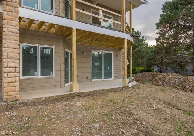 Photo 2 of Condo for sale at 2781 Whispering Shrs Dr, Vermilion, OH 44089 | MLS# 5243156 | Listing updated on 2026-09-25