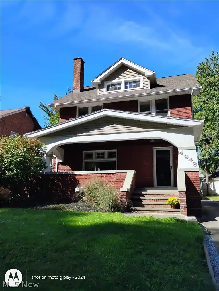 Photo 1 of Single family home for sale at 4948 Edgepark Dr, Cleveland, OH 44125 | MLS# 5248294 | Listing updated on 2026-10-12