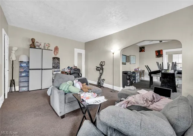 Listing Photo 4 - Condo for sale in building located at 3477 E 142nd St, Cleveland, OH 44120