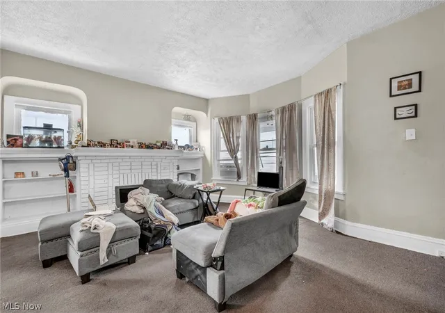 Listing Photo 5 - Condo for sale in building located at 3477 E 142nd St, Cleveland, OH 44120