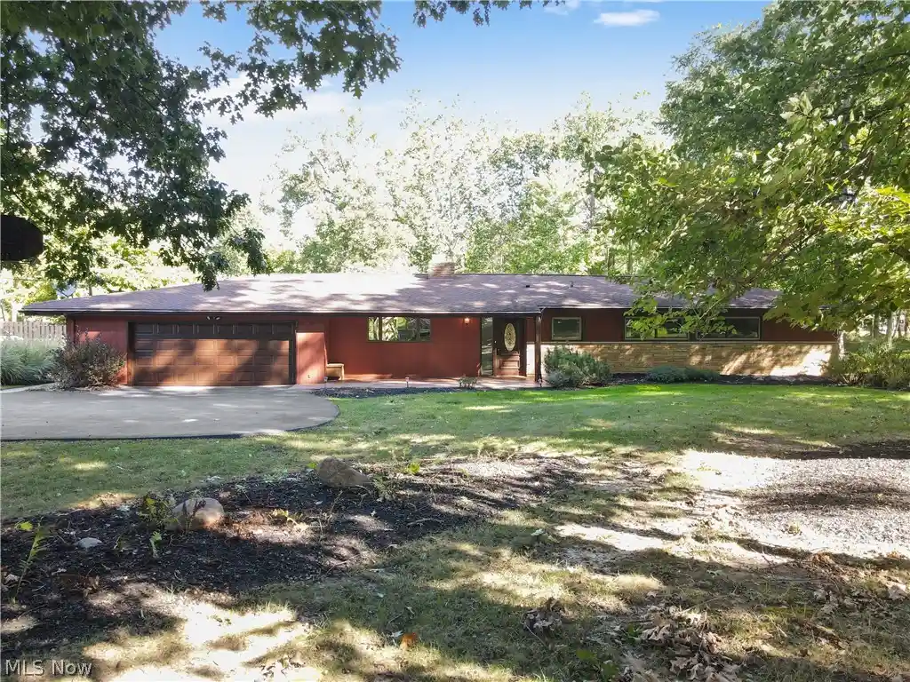 Photo 1 of Single family home for sale at 12940 W Linden Ln, Cleveland, OH 44130 | MLS# 5248286 | Listing updated on 2026-10-27