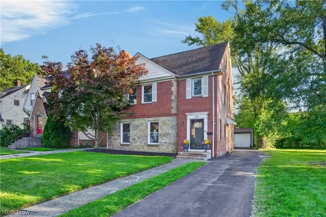 Photo 1 of Single family home for sale at 3582 Raymont Blvd, University Heights, OH 44118 | MLS# 5247921 | Listing updated on 2026-10-22