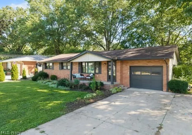 Photo 1 of Single family home for sale at 437 Bicksler Dr, Wadsworth, OH 44281 | MLS# 5248203 | Listing updated on 2026-09-26