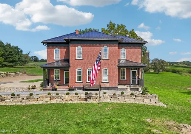 Single family home for sale at 3636 Salem Unity Rd, Columbiana, OH 44408 | MLS# 5245315