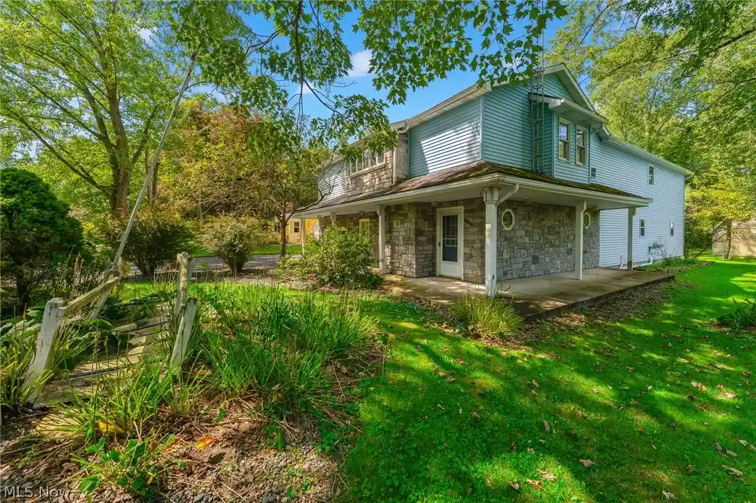 Single family home for sale at 658 Beech Ave, Youngstown, OH 44512 | MLS# 5241775