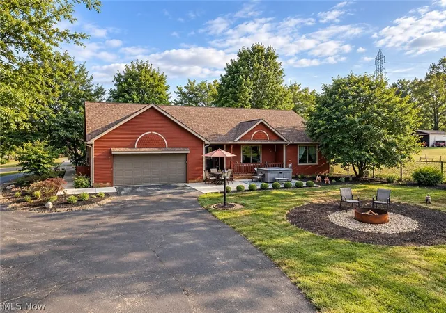 Photo 1 of Single family home for sale at 18 Manning Rd, Mogadore, OH 44260 | MLS# 5247895 | Listing updated on 2026-10-11