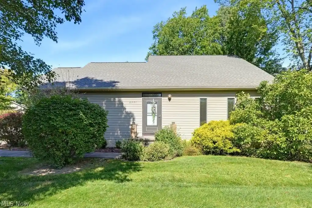 Photo 1 of Condo for sale at 2331 Call Rd, Stow, OH 44224 | MLS# 5244854 | Listing updated on 2026-10-28
