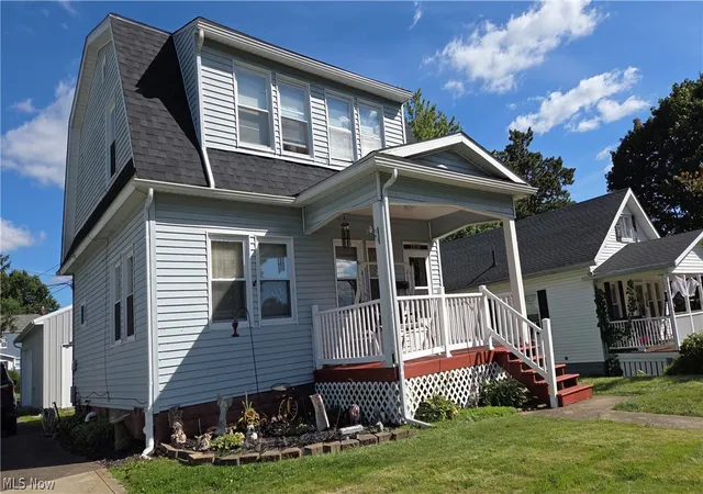 Photo 1 of Single family home for sale at 1926 Myrtle Ave, Zanesville, OH 43701 | MLS# 5248483 | Listing updated on 2026-09-28