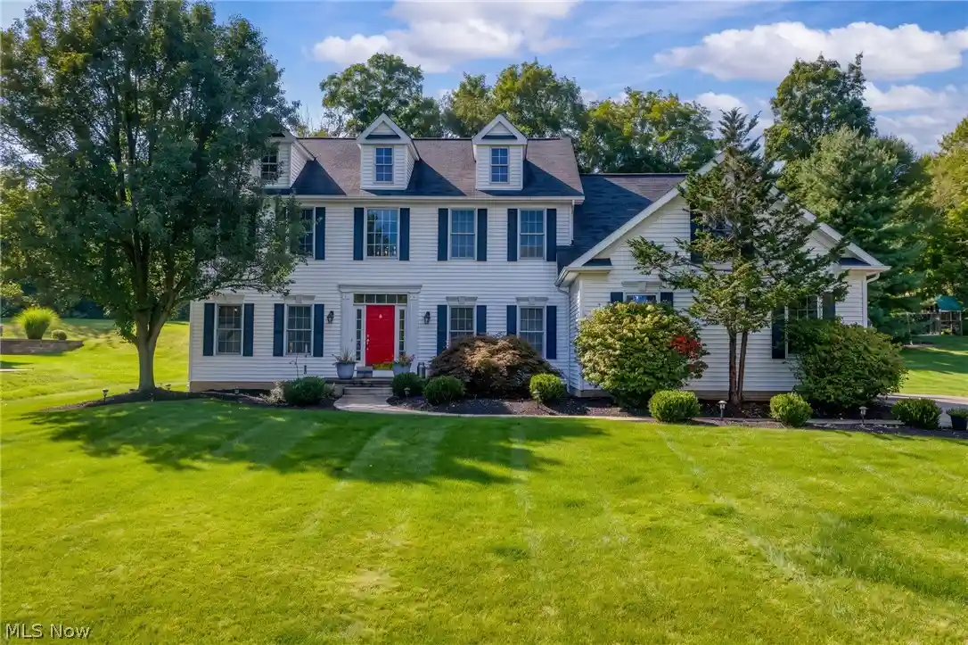 Photo 1 of Sale Pending at 6576 Glen Coe Dr, Brecksville, OH 44141 | MLS# 5246733 | Listing updated on 2026-10-18