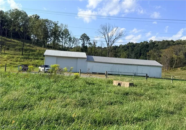 Photo 3 of House for sale at 52047 Carpenter Rd, Summerfield, OH 43788 | MLS# 5248591 | Listing updated on 2026-09-28