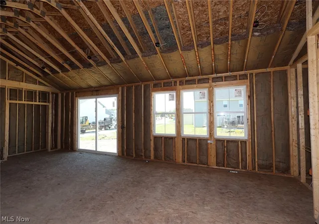 Photo 2 of Single family home for sale at 2452 Merriment Dr, Elyria, OH 44035 | MLS# 5248759 | Listing updated on 2026-09-29