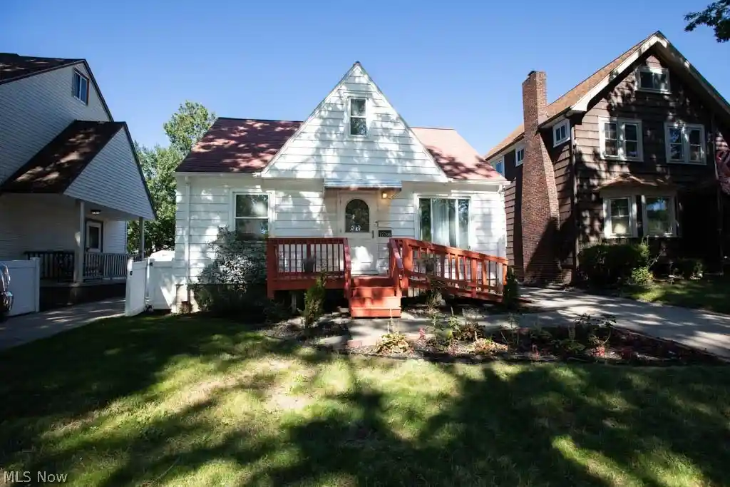 Photo 1 of Sale Pending at 17706 Glenshire Ave, Cleveland, OH 44135 | MLS# 5248784 | Listing updated on 2026-10-21