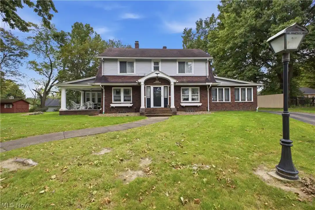 Single family home for sale at 24 Overlook Blvd, Struthers, OH 44471 | MLS# 5244518