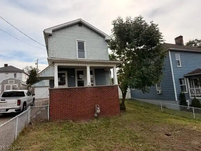 Photo 1 of Single family home for sale at 122 Holly Ave, Mingo Junction, OH 43938 | MLS# 5248857 | Listing updated on 2026-10-21