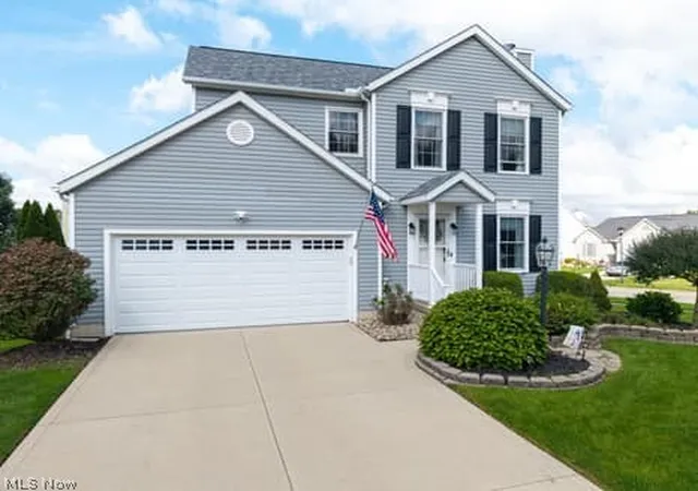 Photo 1 of Single family home for sale at 832 Queens Gate Way, Wadsworth, OH 44281 | MLS# 5248191 | Listing updated on 2026-10-11