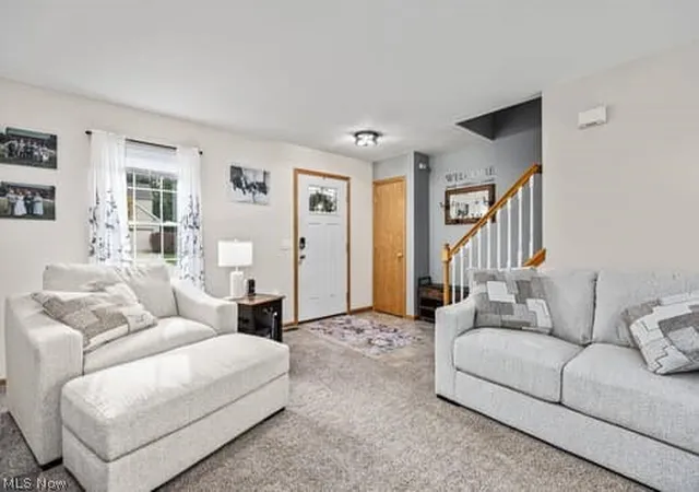 Photo 3 of Single family home for sale at 832 Queens Gate Way, Wadsworth, OH 44281 | MLS# 5248191 | Listing updated on 2026-10-11