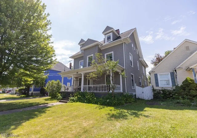 Photo 2 of Multi family home for sale at 1037 W 8th Street, Lorain, OH 44052 | MLS# 5245764 | Listing updated on 2026-09-29