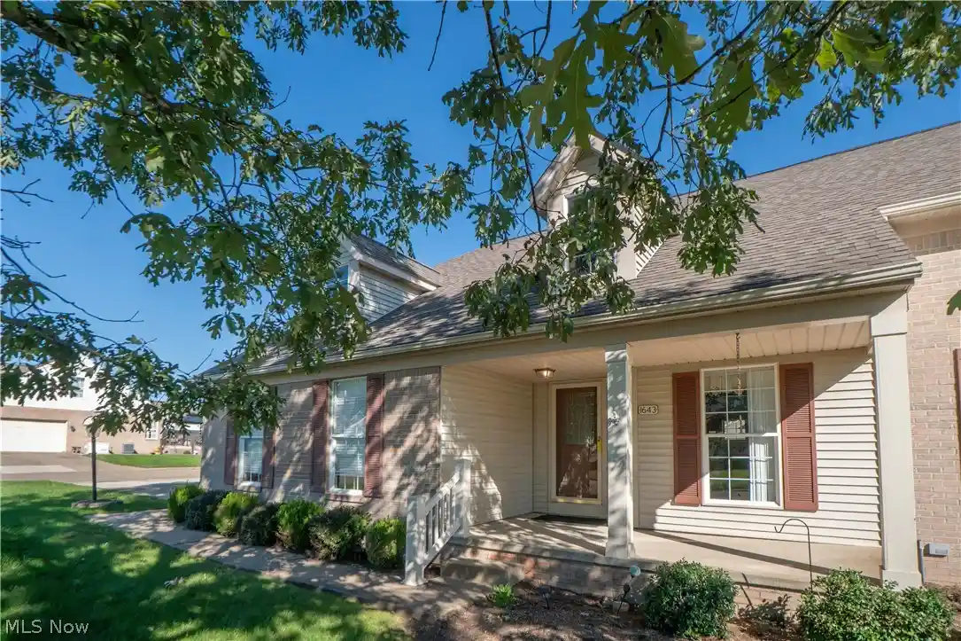 Photo 1 of Sale Pending at 1643 Southpointe Cir Ne, Canton, OH 44714 | MLS# 5248668 | Listing updated on 2026-10-20
