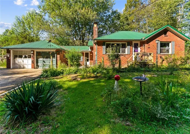 Photo 1 of Single family home for sale at 1909 State Route 170, East Palestine, OH 44413 | MLS# 5248819 | Listing updated on 2026-10-05