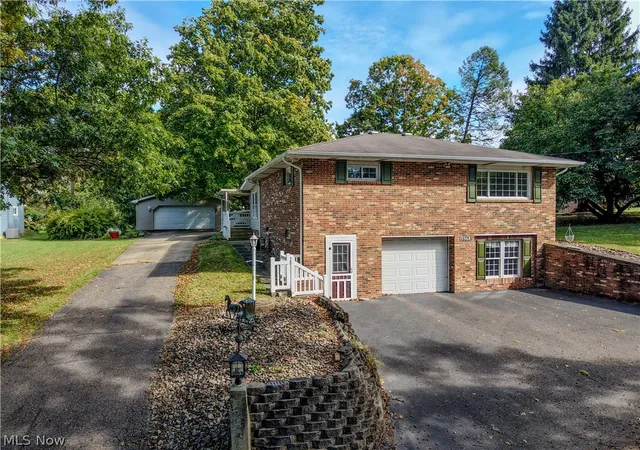 Photo 1 of Sale Pending at 15962 Longs Church Rd, East Liverpool, OH 43920 | MLS# 5247662 | Listing updated on 2026-10-02