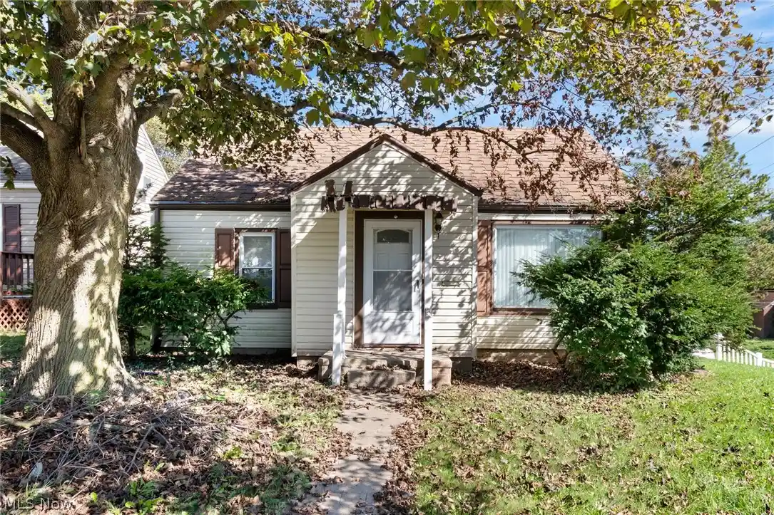 Single family home for sale at 1602 Cherry Ave NE, Canton, OH 44714 | MLS# 5248816