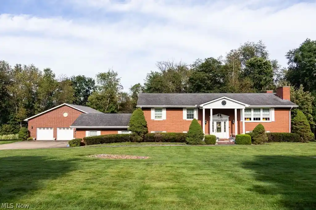 Photo 1 of Single family home for sale at 215 Boyce Dr, Chester, WV 26034 | MLS# 5249200 | Listing updated on 2026-10-14