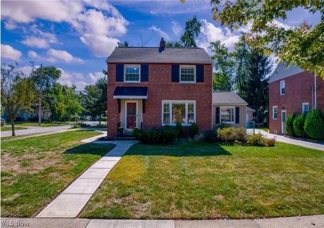 Photo 1 of Sale Pending at 5204 Haverford Dr, Cleveland, OH 44124 | MLS# 5248463 | Listing updated on 2026-10-05
