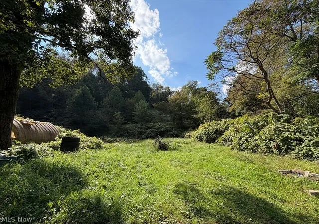 Photo 1 of Land for sale at 000 1st St Ext And Queens Ln, Chester, WV 26034 | MLS# 5240931 | Listing updated on 2026-09-30