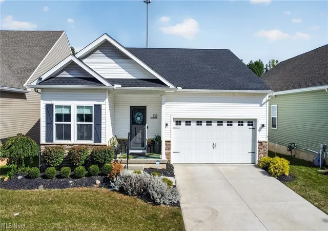 Photo 1 of Single family home for sale at 752 Hampshire Ct, Amherst, OH 44001 | MLS# 5248947 | Listing updated on 2026-09-30