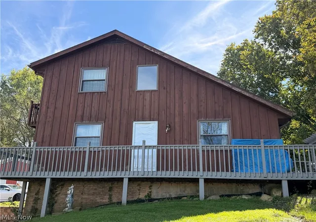 Single family home for sale at 845 Bacon Ave, East Palestine, OH 44413 | MLS# 5248613