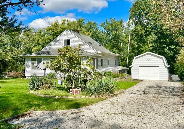 Photo 1 of Sale Pending at 351 Perry Rd, Tallmadge, OH 44278 | MLS# 5249004 | Listing updated on 2026-10-07