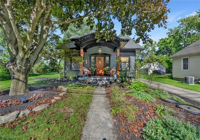 Photo 2 of Sale Pending at 41452 Oberlin Elyria Rd, Elyria, OH 44035 | MLS# 5248649 | Listing updated on 2026-10-04