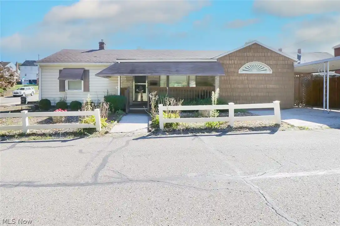Photo 1 of Single family home for sale at 742 Jeanette Ave, Steubenville, OH 43952 | MLS# 5248393 | Listing updated on 2026-10-17