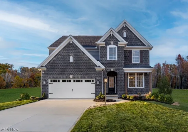 Photo 1 of Single family home for sale at 3618 Great Windsor Ln, Green, OH 44685 | MLS# 5248922 | Listing updated on 2026-10-01