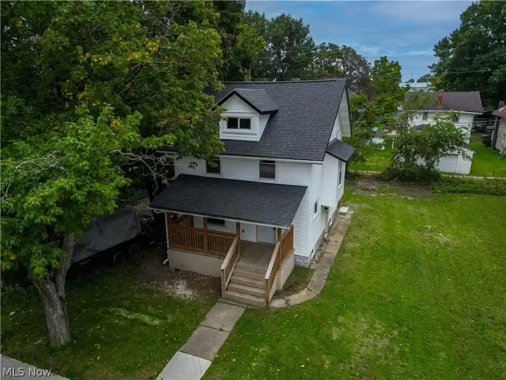 Photo 1 of Single family home for sale at 541 Geiger Ave Sw, Massillon, OH 44647 | MLS# 5249364 | Listing updated on 2026-10-27