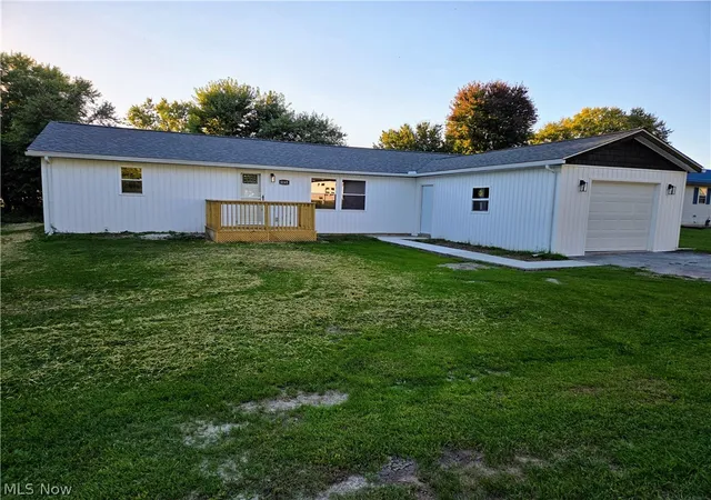 Photo 1 of Single family home for sale at 6145 Virginia Rd, Nashport, OH 43830 | MLS# 5249575 | Listing updated on 2026-10-01