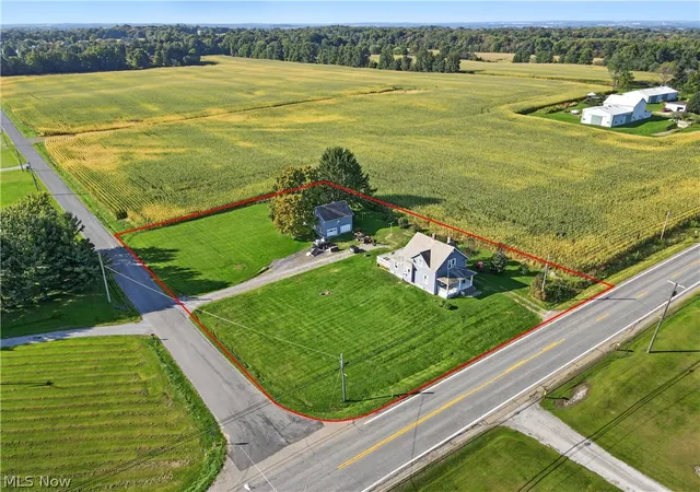Photo 2 of Single family home for sale at 29979 Salem Alliance Rd, Salem, OH 44460 | MLS# 5248911 | Listing updated on 2026-10-01